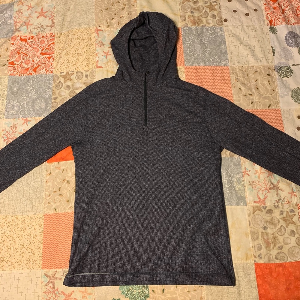 Men’s Lululemon Hooded Pullover